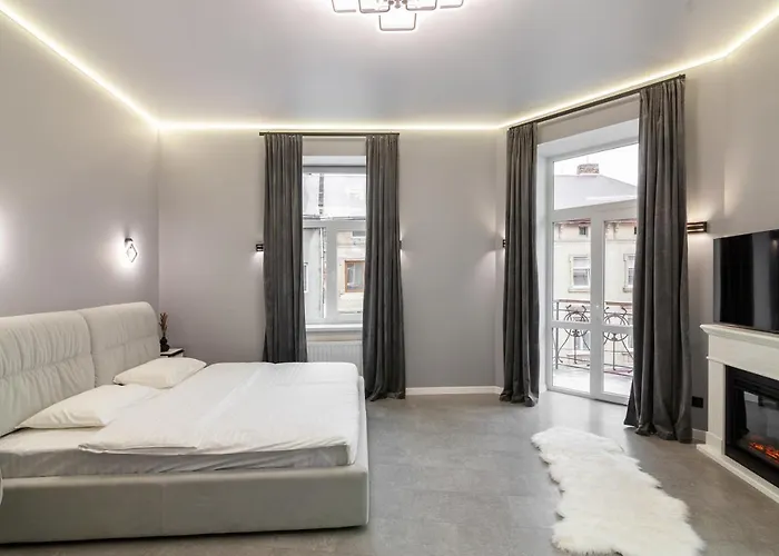 Two Bedrooms 13 Shpytalna Street Apartmán